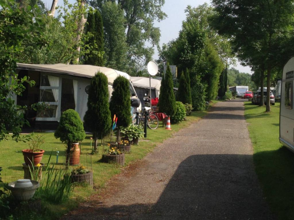 Campingplatz Düsseldorf-Lörick