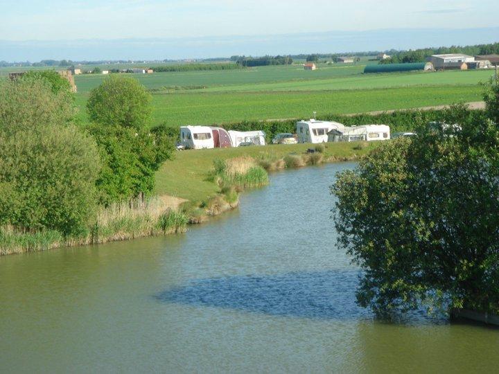 Fields End Water Caravan Park, Lodges & Fishery