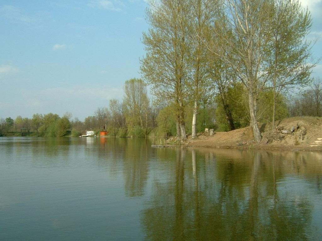 Fárasztó Horgásztó és Ökopark