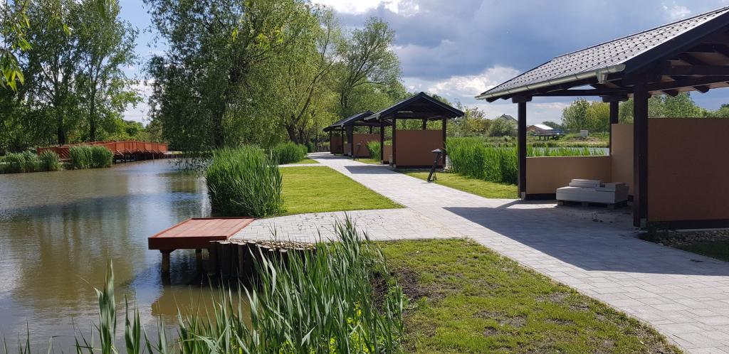 Péteri horgásztó és pihenőpark