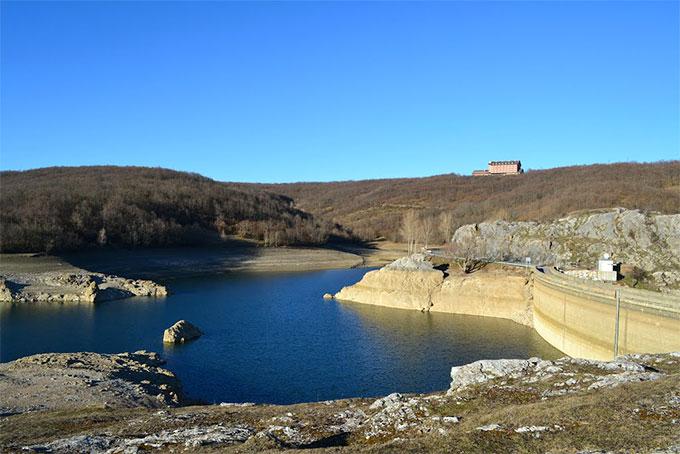 Río Rivera - Refugio de Pesca