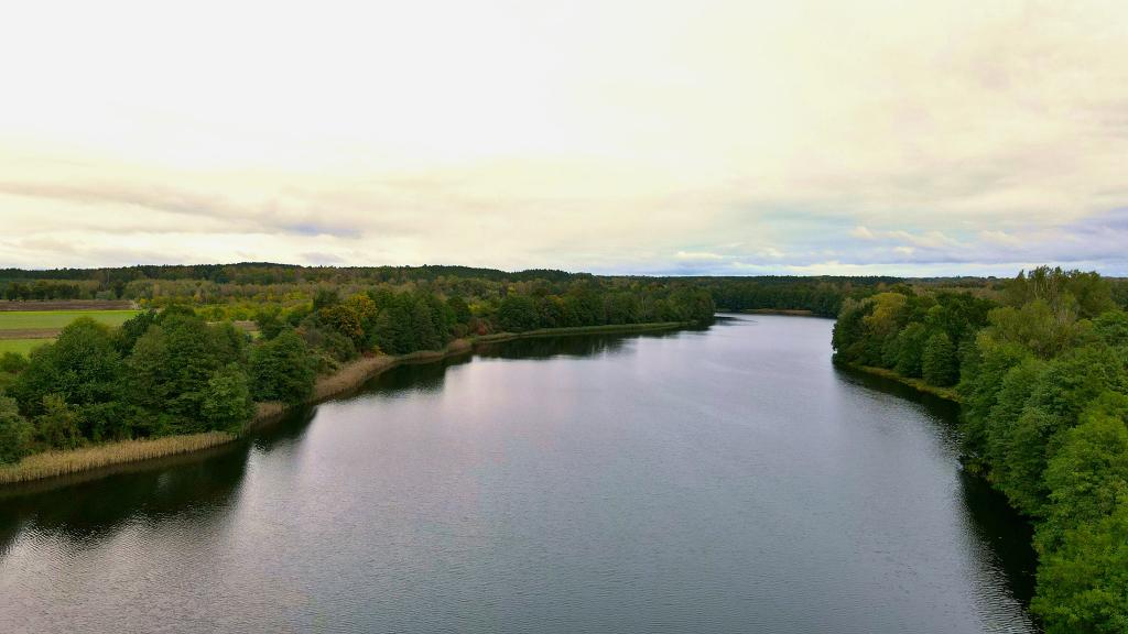 Jezioro Busino (Sypniewko)