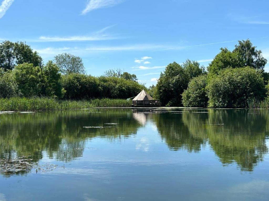 Stonebridge Fishing Lakes