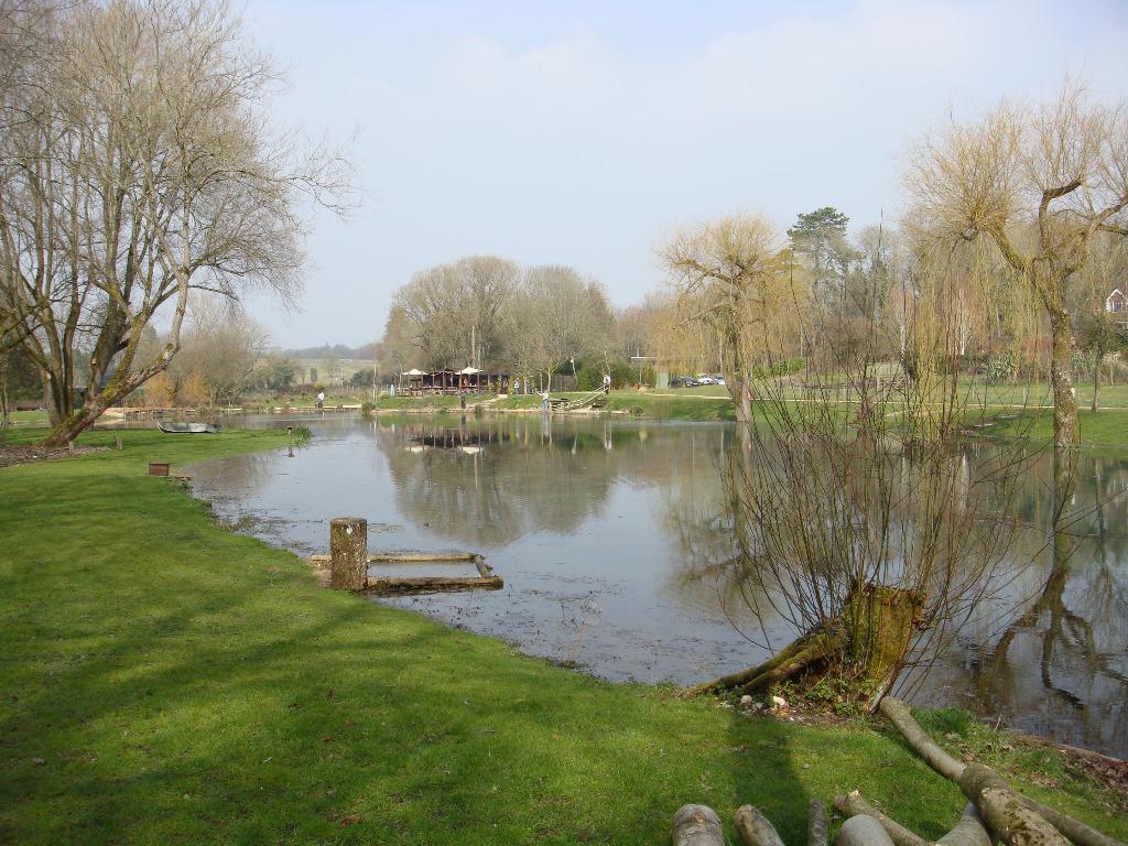 Church Paddock Fishery