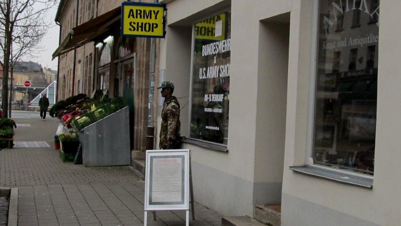 BW und Army Store Fürth