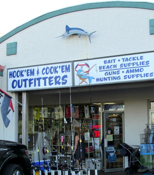 Hook'em & Cook'em Outfitters