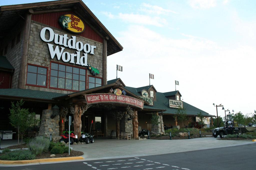 Bass Pro Shops (Olathe, KS)