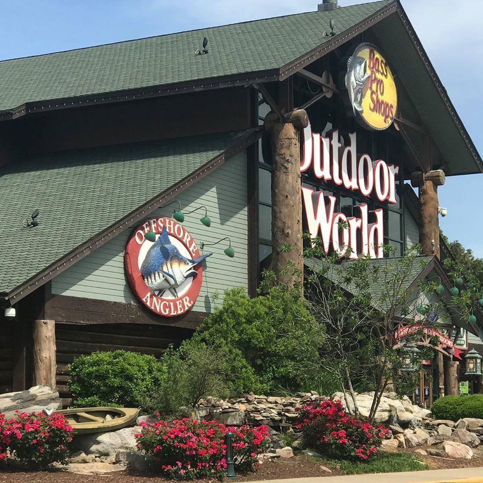 Bass Pro Shops (Hampton, VA)