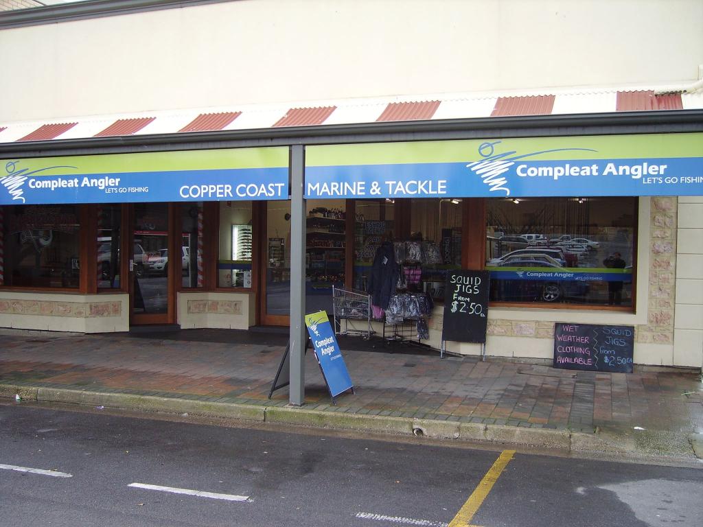 Compleat Angler Wallaroo