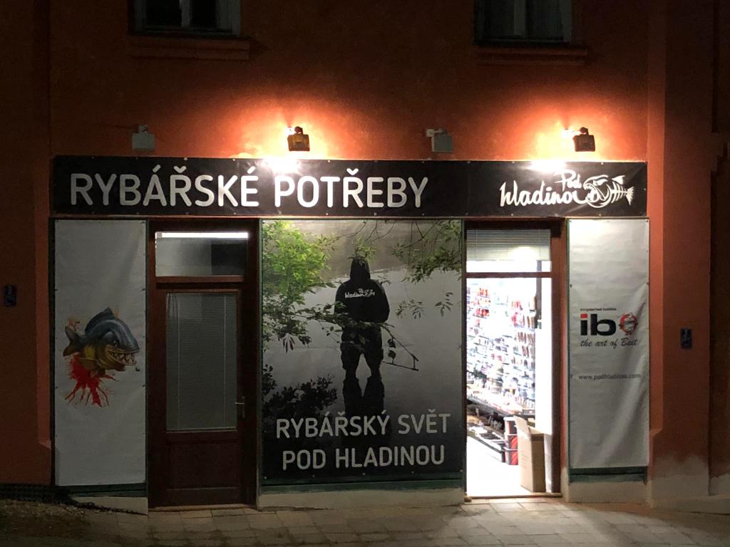 Rybářské potřeby Podhladinou s.r.o